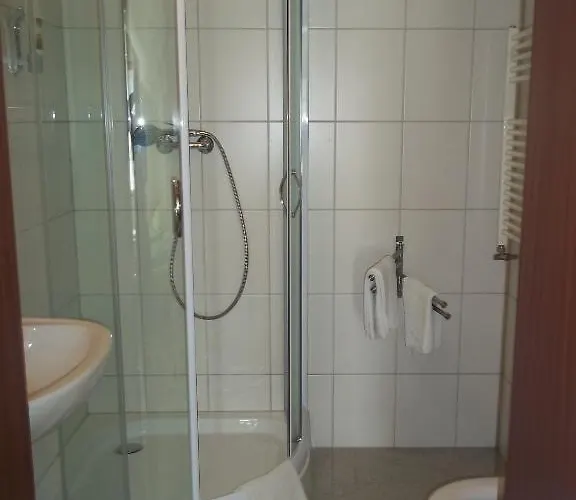 Garni Forsthaus מלון 3*