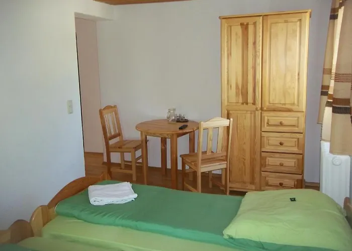 מלון Garni Forsthaus